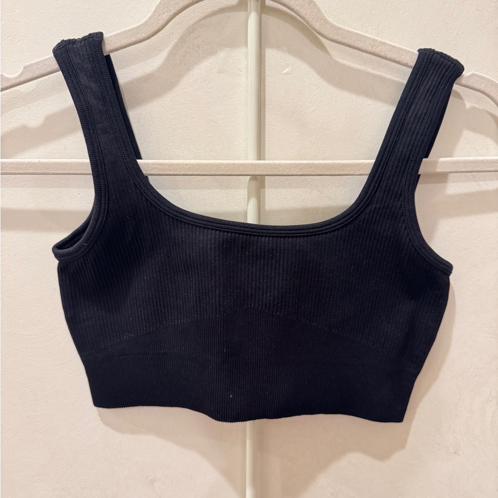 Black Ribbed Workout Top